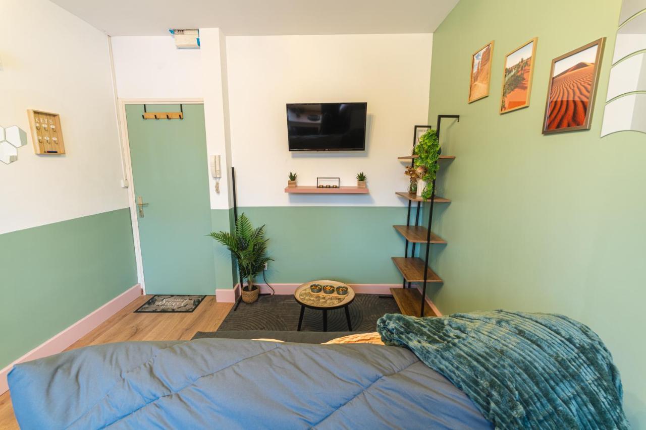 Le Refuge - Netflix I Wifi Haut Debit I Parking - Confort & Cosy Valenciennes Luaran gambar