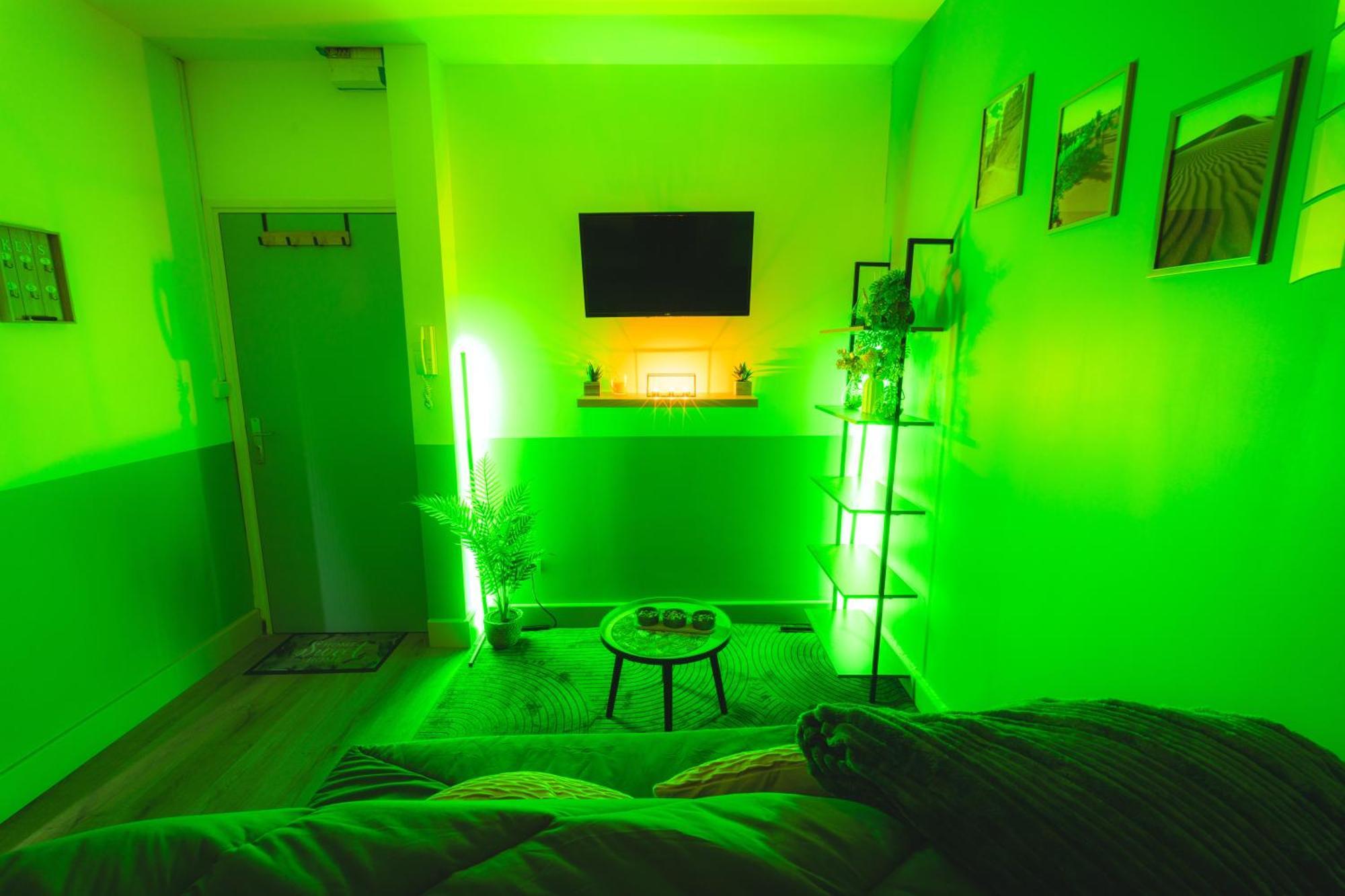 Le Refuge - Netflix I Wifi Haut Debit I Parking - Confort & Cosy Valenciennes Luaran gambar